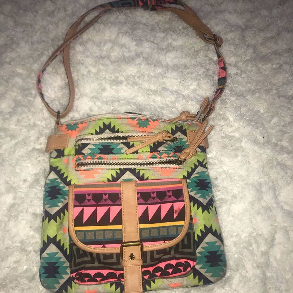BONGO shoulder bag . (Many colors)